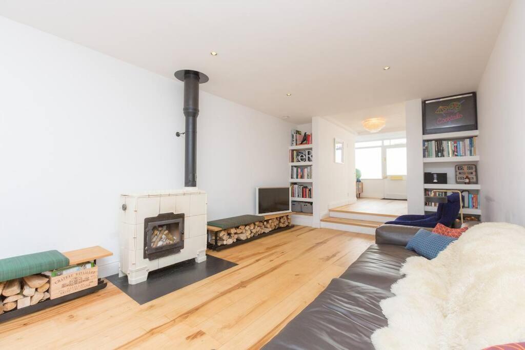 Large Townhouse Just 2 Minutes From The Sea/I360! Villa Brighton ภายนอก รูปภาพ