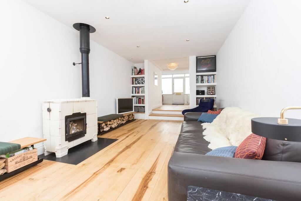 Large Townhouse Just 2 Minutes From The Sea/I360! Villa Brighton ภายนอก รูปภาพ